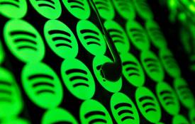 The Evolution Of Music Streaming: From Radio To Spotify Mod APK